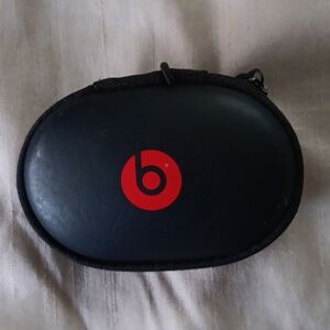 Beats earphones case
